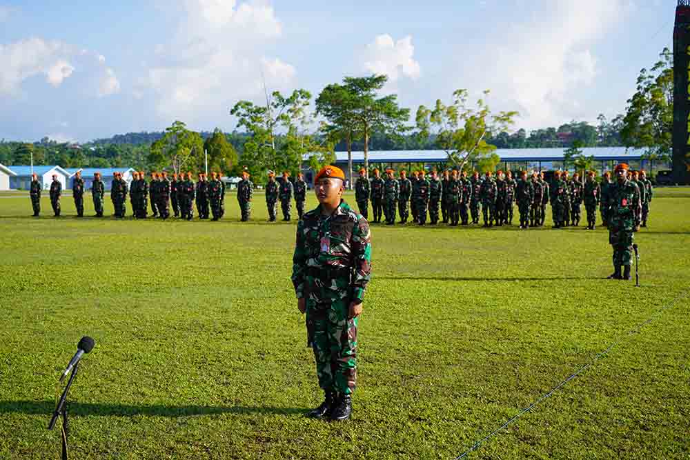 Komandan Batalyon Komando 468 Kopasgat Pimpin Upacara Bendera Mingguan