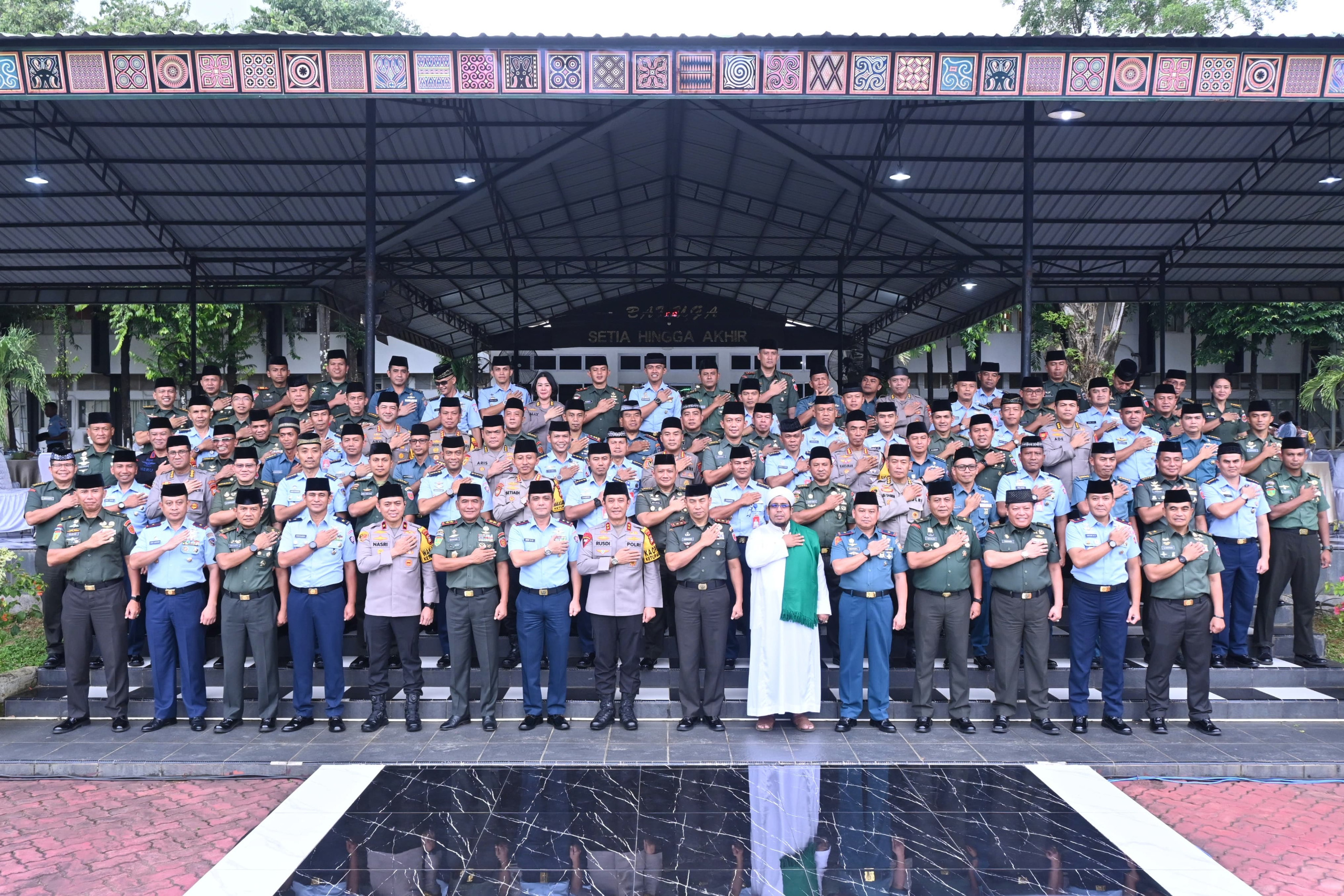 Danwingko II Kopasgat Hadiri Acara Buka Puasa Bersama TNI-Polri Wilayah Makassar