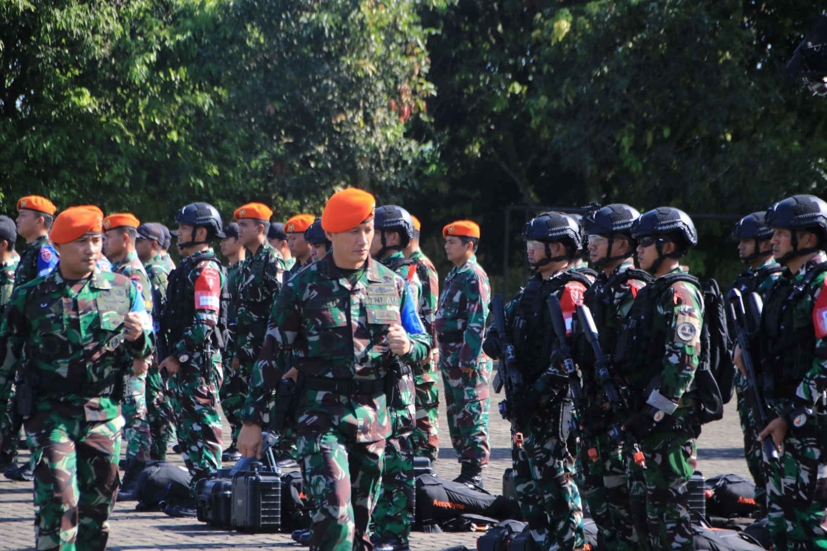 Dansat Bravo 90 Kopasgat Resmi Membuka Latihan Gwawijaya Satbravo 90 Kopasgat