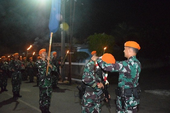 Yonko 467  Wingko I Kopasgat Melaksanakan Tradisi Penyambutan Purna Tugas Pamtas RI-PNG 2024