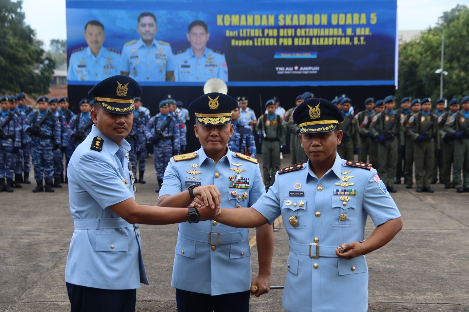 Danwingko II Kopasgat Hadiri Serah Terima Jabatan Danskadron Udara 5